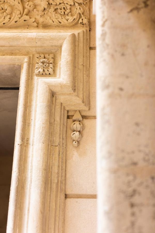 Chateau De Collias Exterior foto